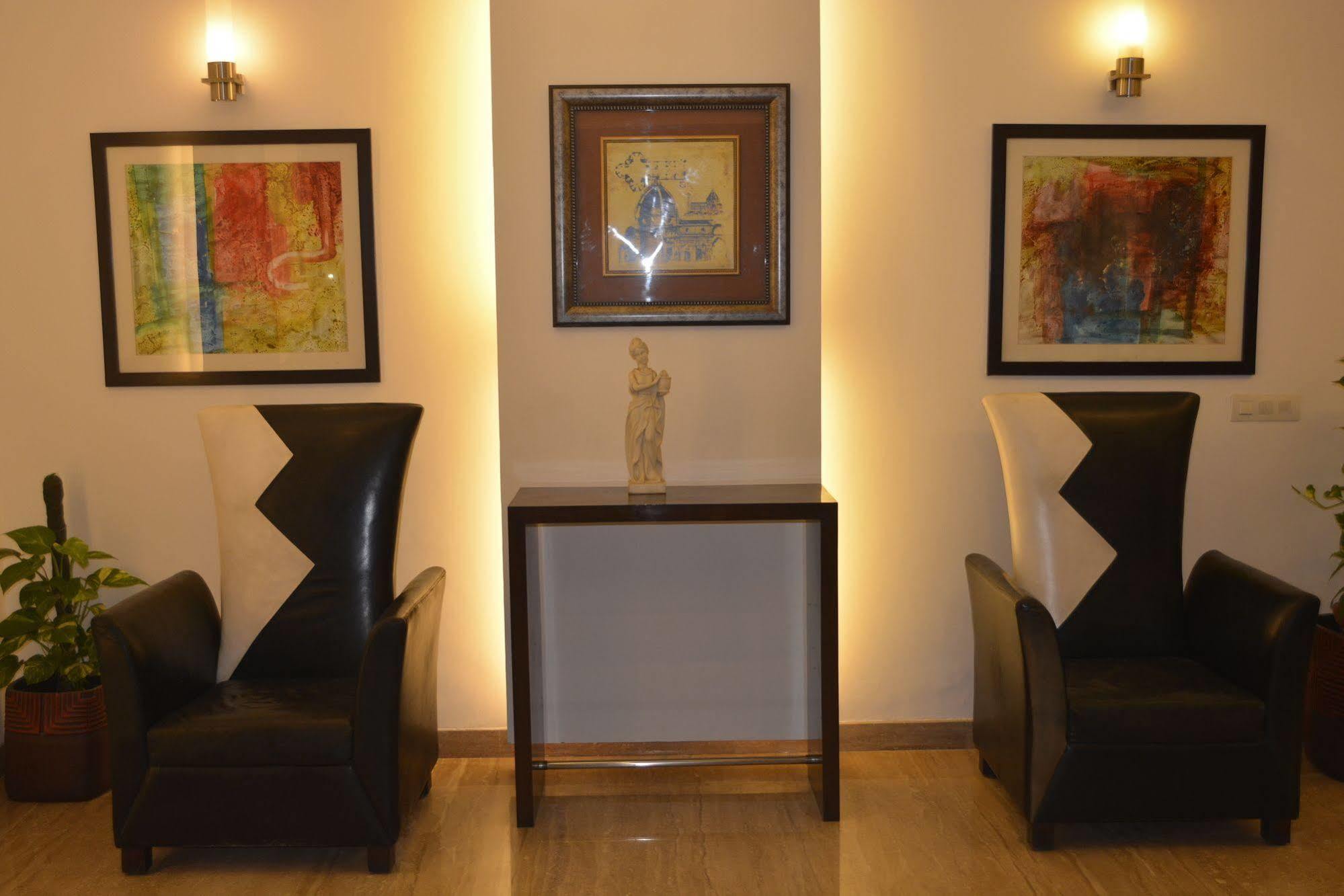 Hotel Mint Casa 新德里 外观 照片